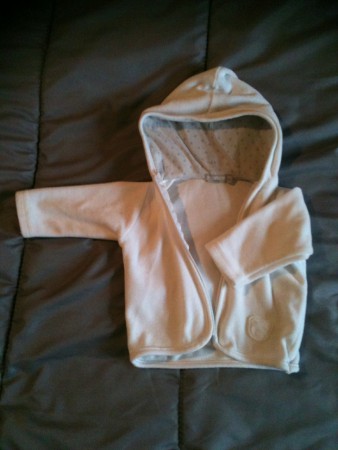n°1 : gilet blanc à 2.50€