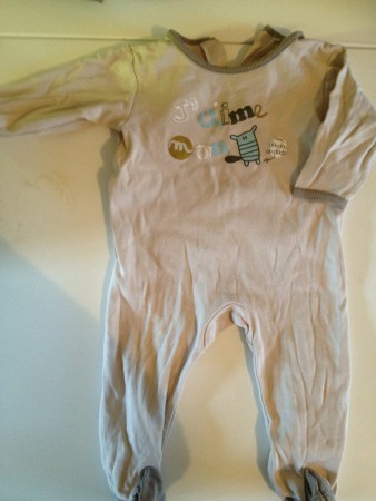 n°2 : pyjama taupe 2.20€