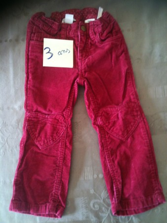 n°2 : jean rose velour 3€