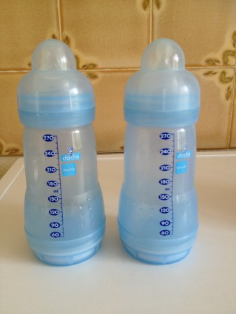 n°9 : biberon anticolique 3.50€ l'unité